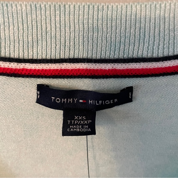 Fresh Tommy Hilfiger Light Mint Green V-Neck Sweater Size: Extra Extra Small NWT - Picture 8 of 9